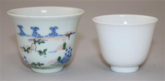 A Chinese wucai cup and another Chinese cup